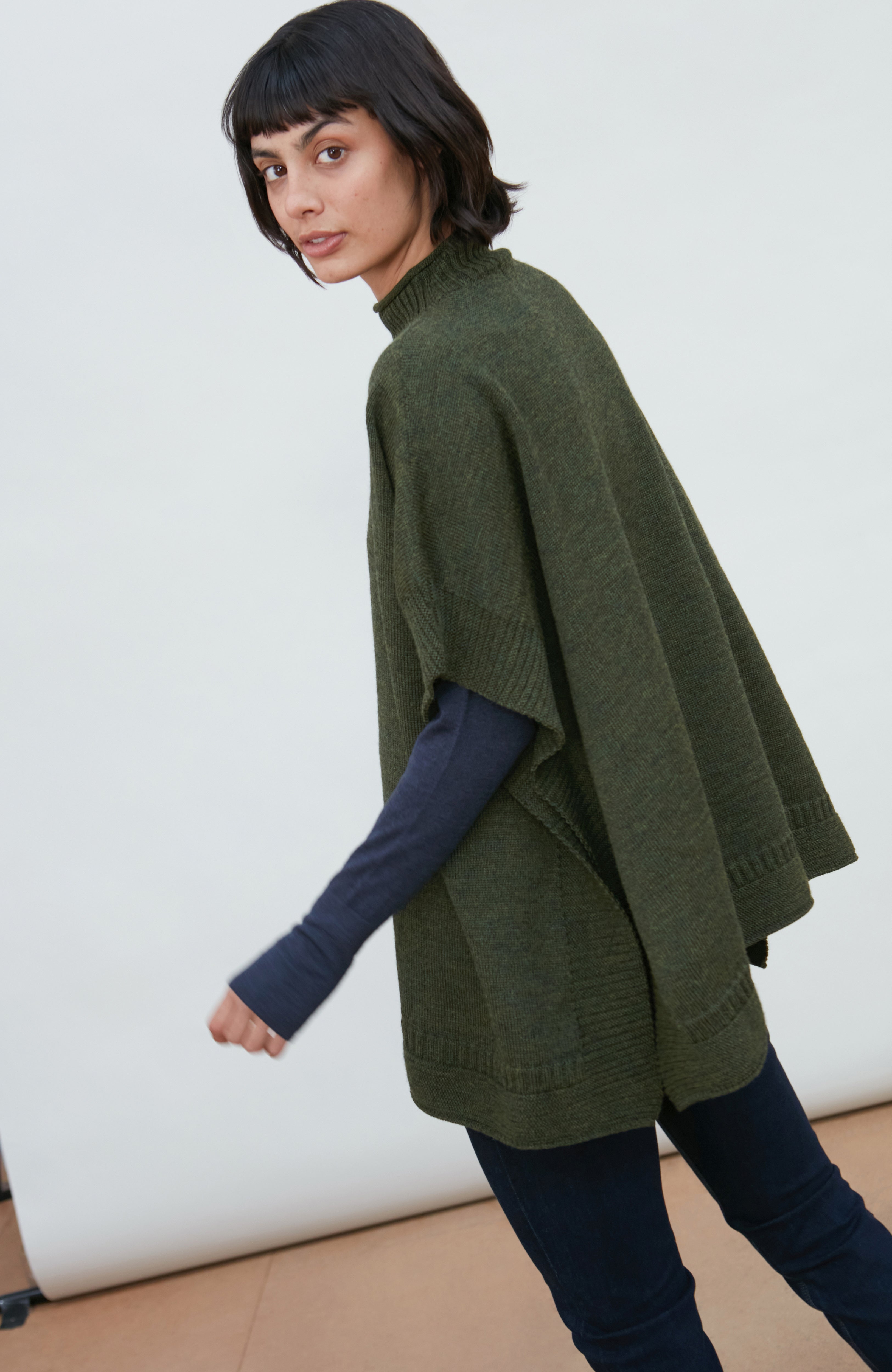 Womens Chunky Merino Wool Poncho