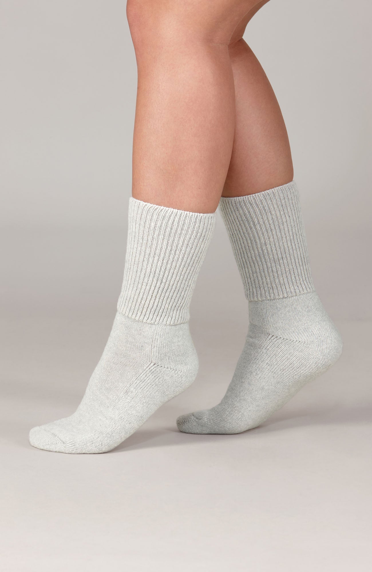 Cashmere Cushion Sole Lounge Socks