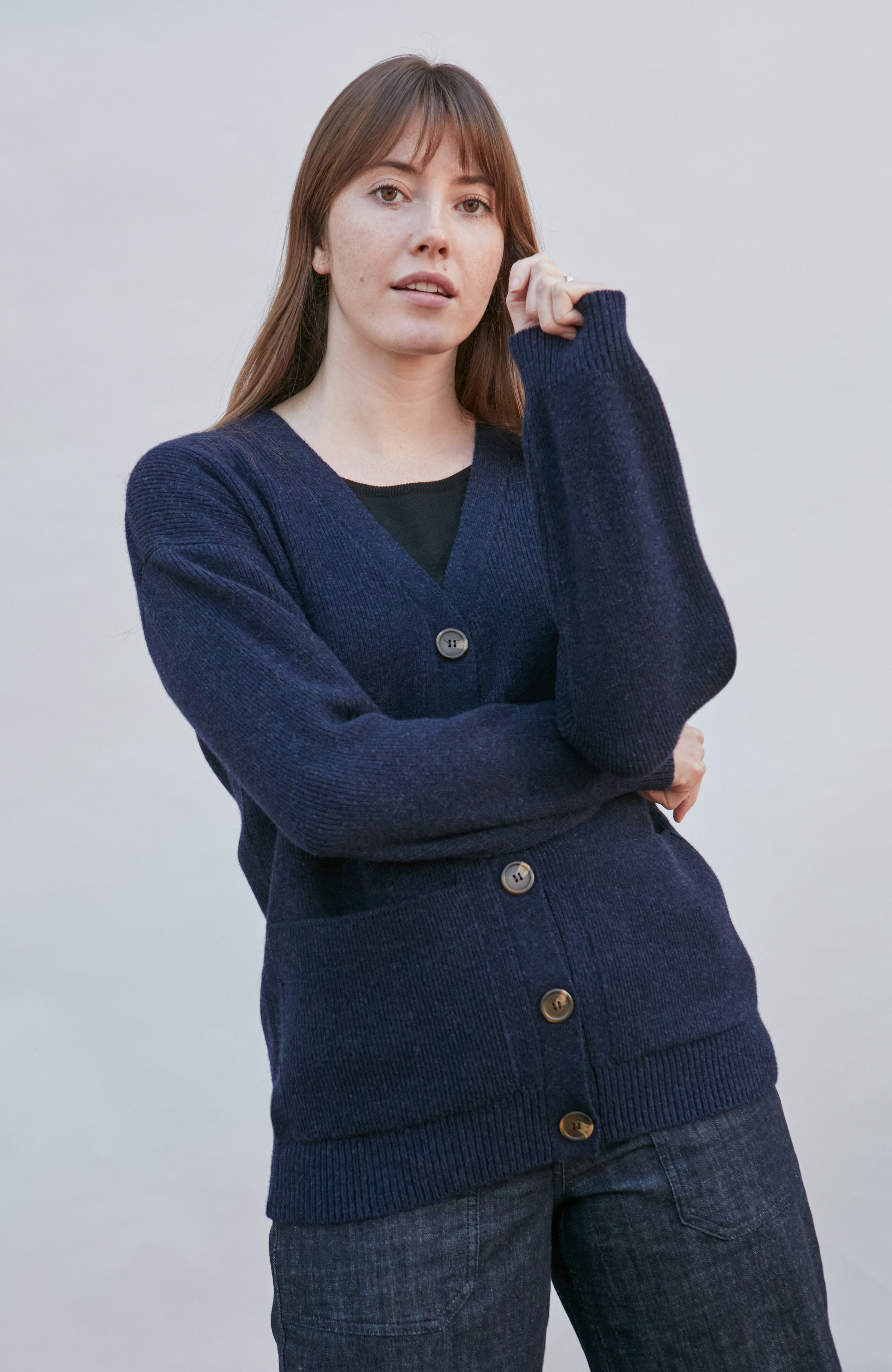 Womens Lambswool V Neck Ribbed Cardigan with Pockets