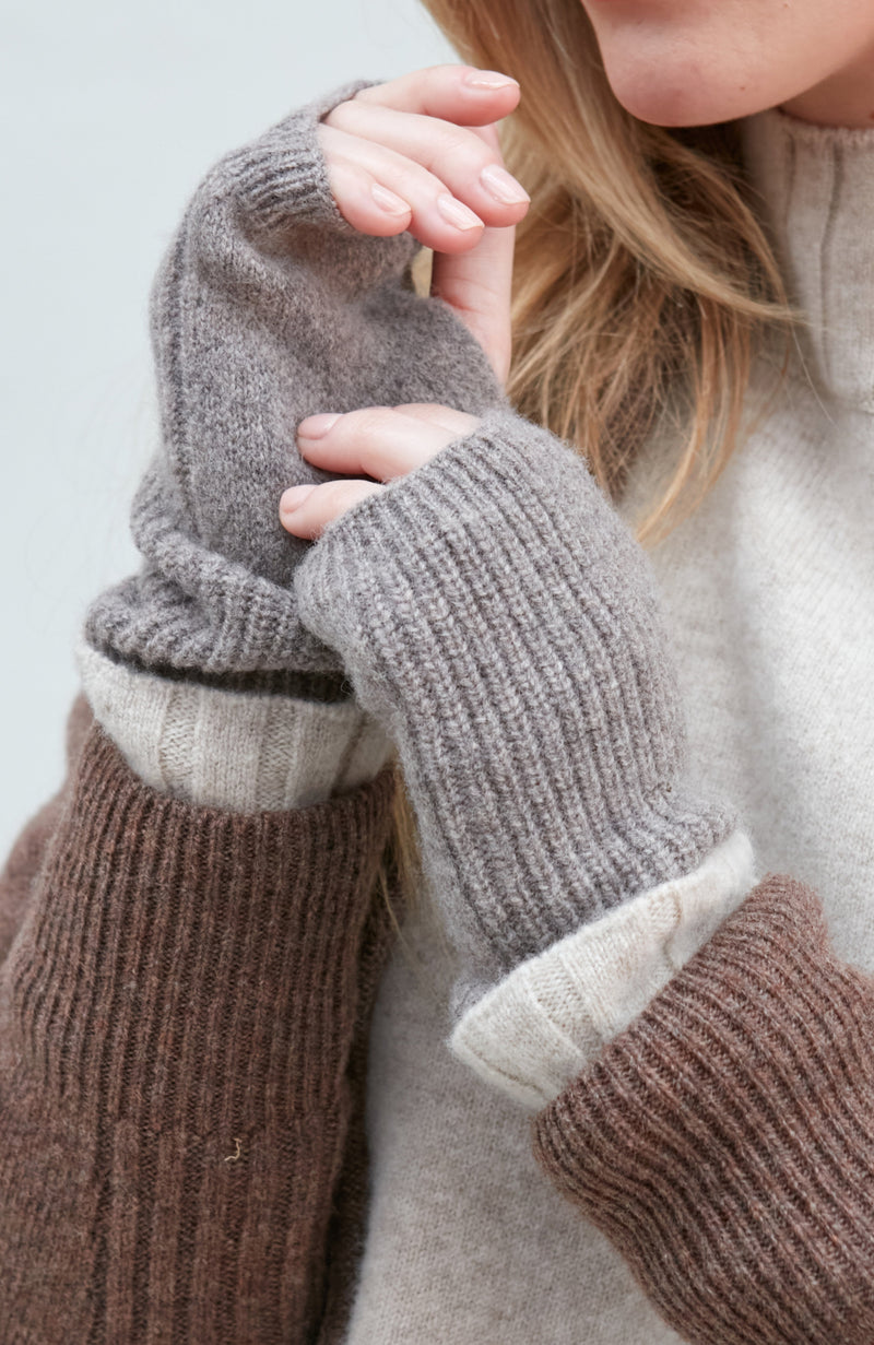 Womens Lambswool Ribbed Arm Warmers