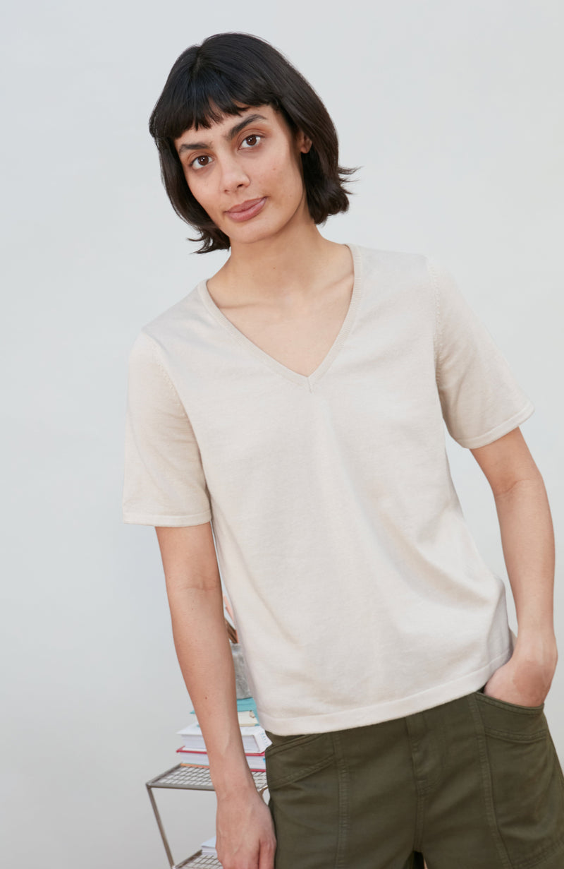 Womens Ultra Fine Cotton V Neck Knitted T-Shirt