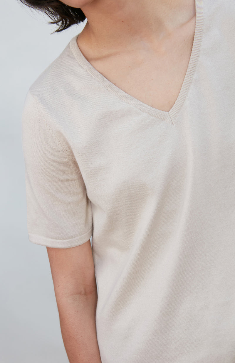 Womens Ultra Fine Cotton V Neck Knitted T-Shirt