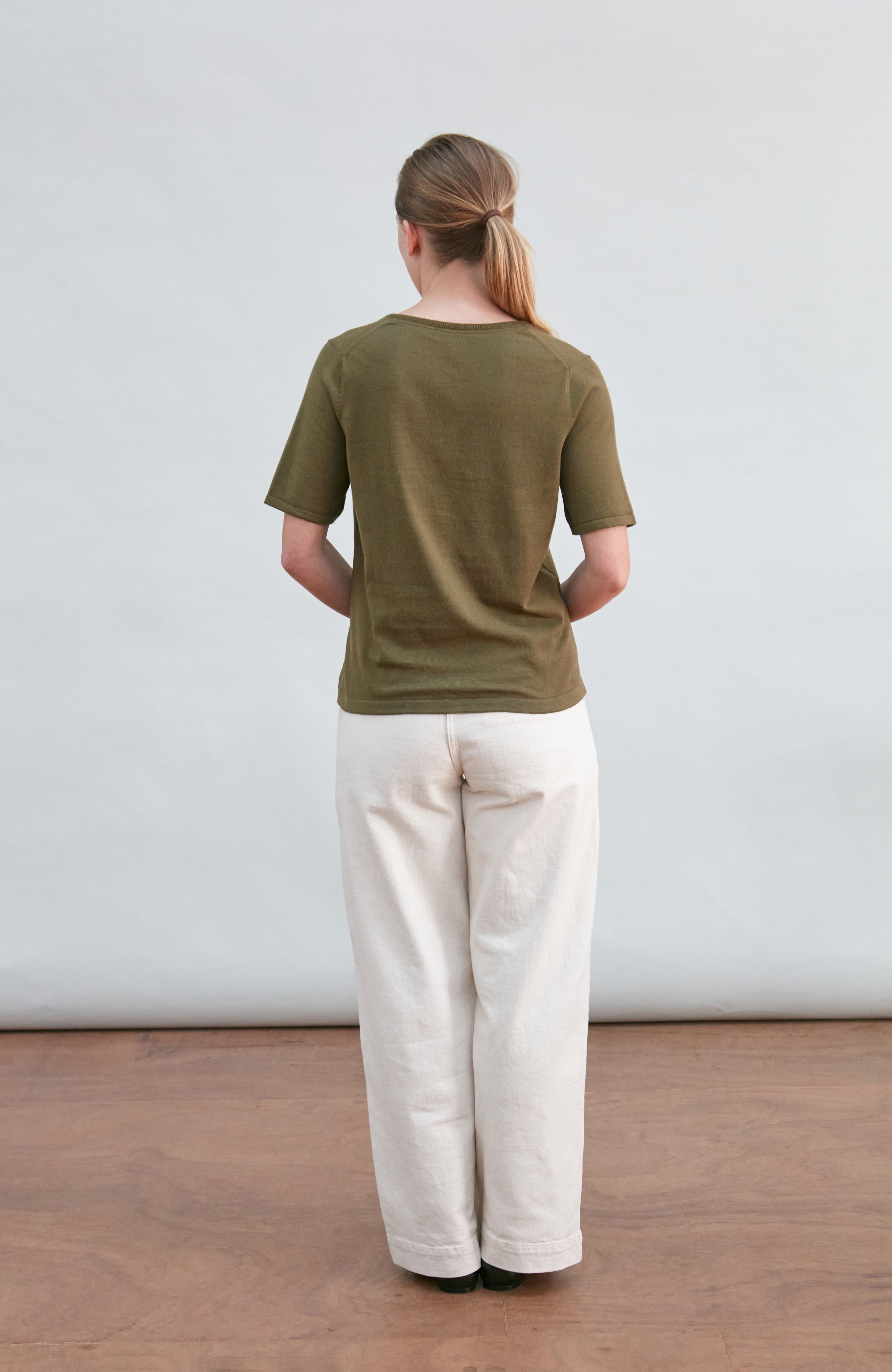 Womens Ultra Fine Cotton V Neck Knitted T-Shirt