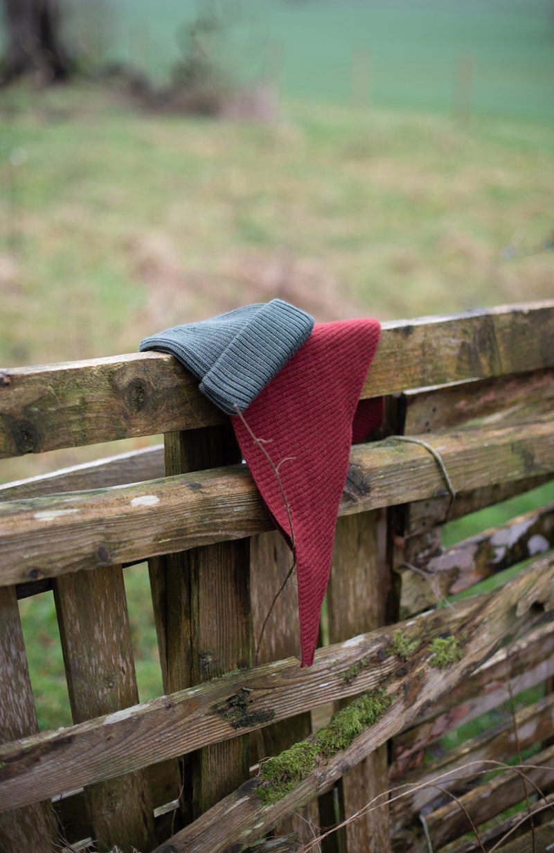 Lambswool Ribbed Triangle Scarf