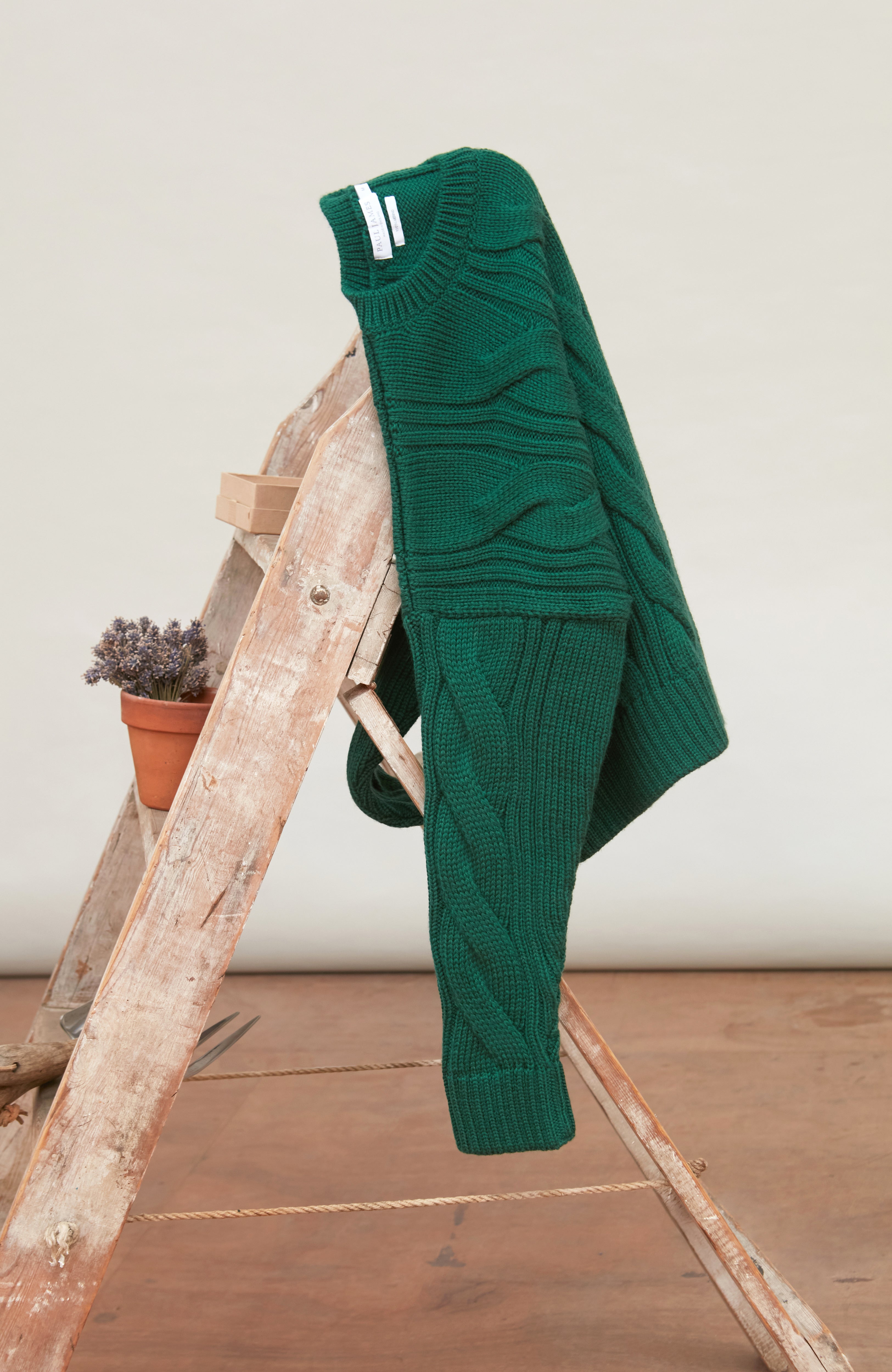 Womens Chunky Merino Wool Cable Jumper