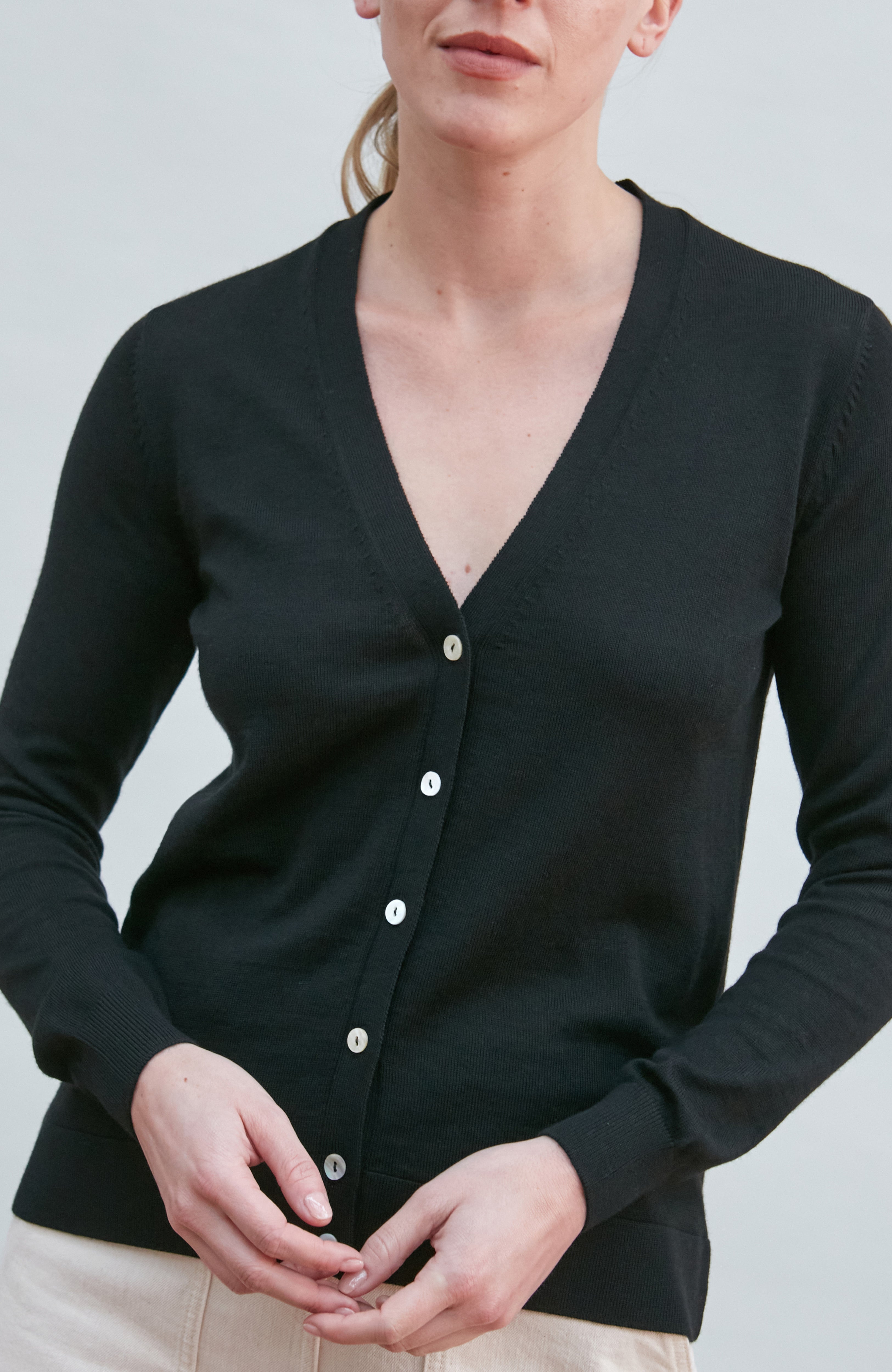 Womens Extra Fine Merino V Neck Cardigan