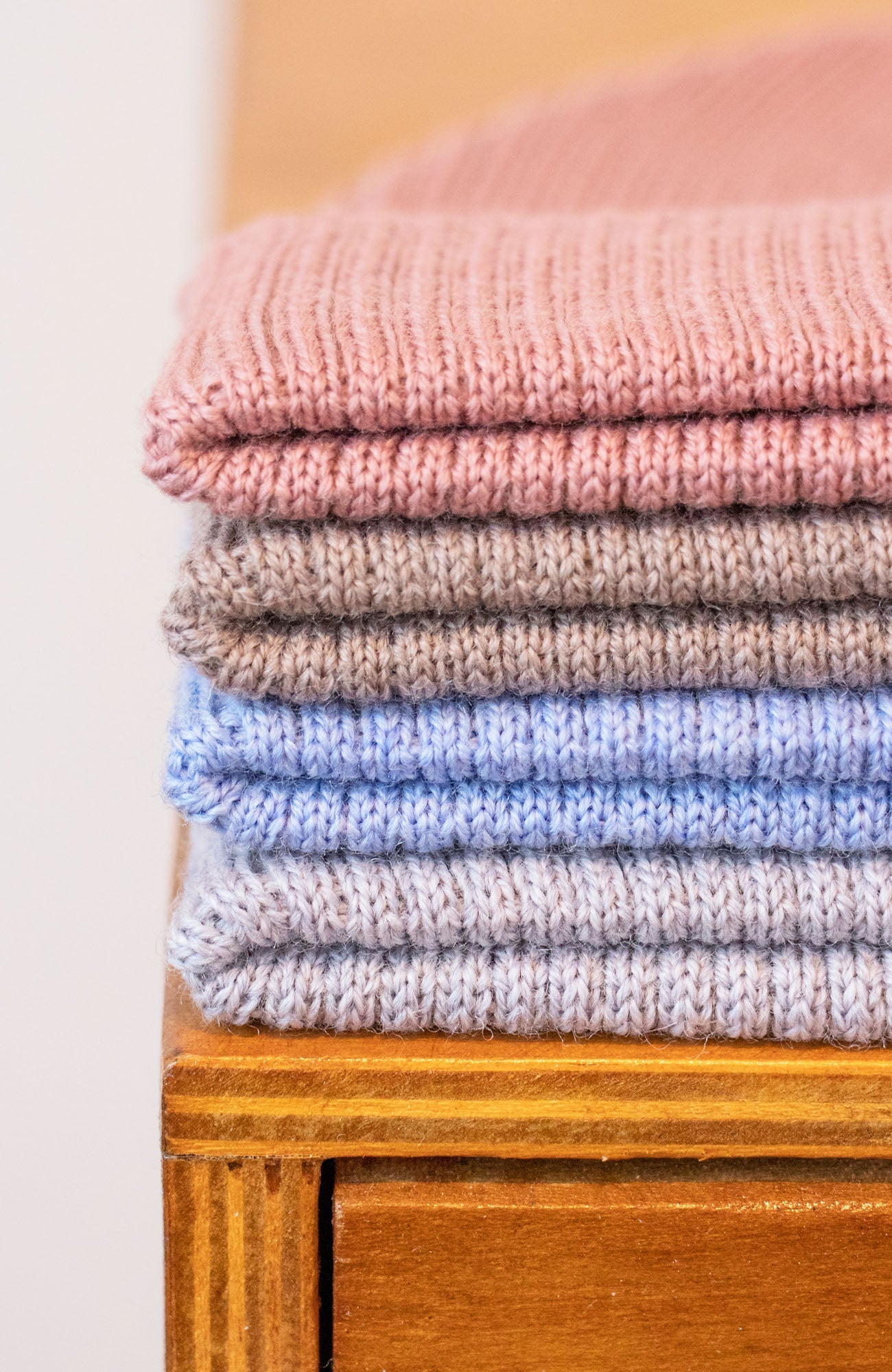 Womens Ribbed Extra Fine Merino Wool Beanie