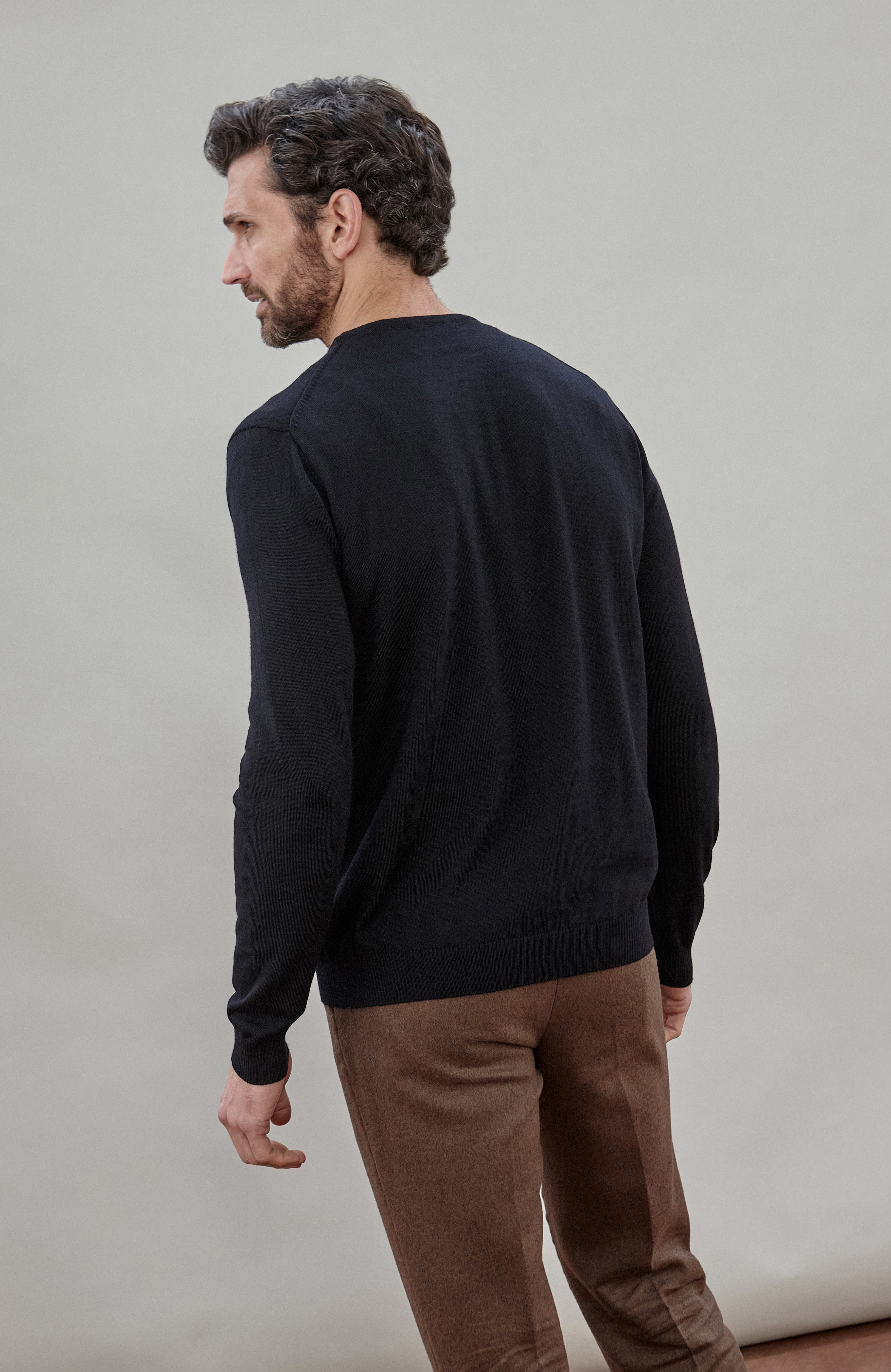 Mens Extra Fine Merino Wool Crew Neck Jumper