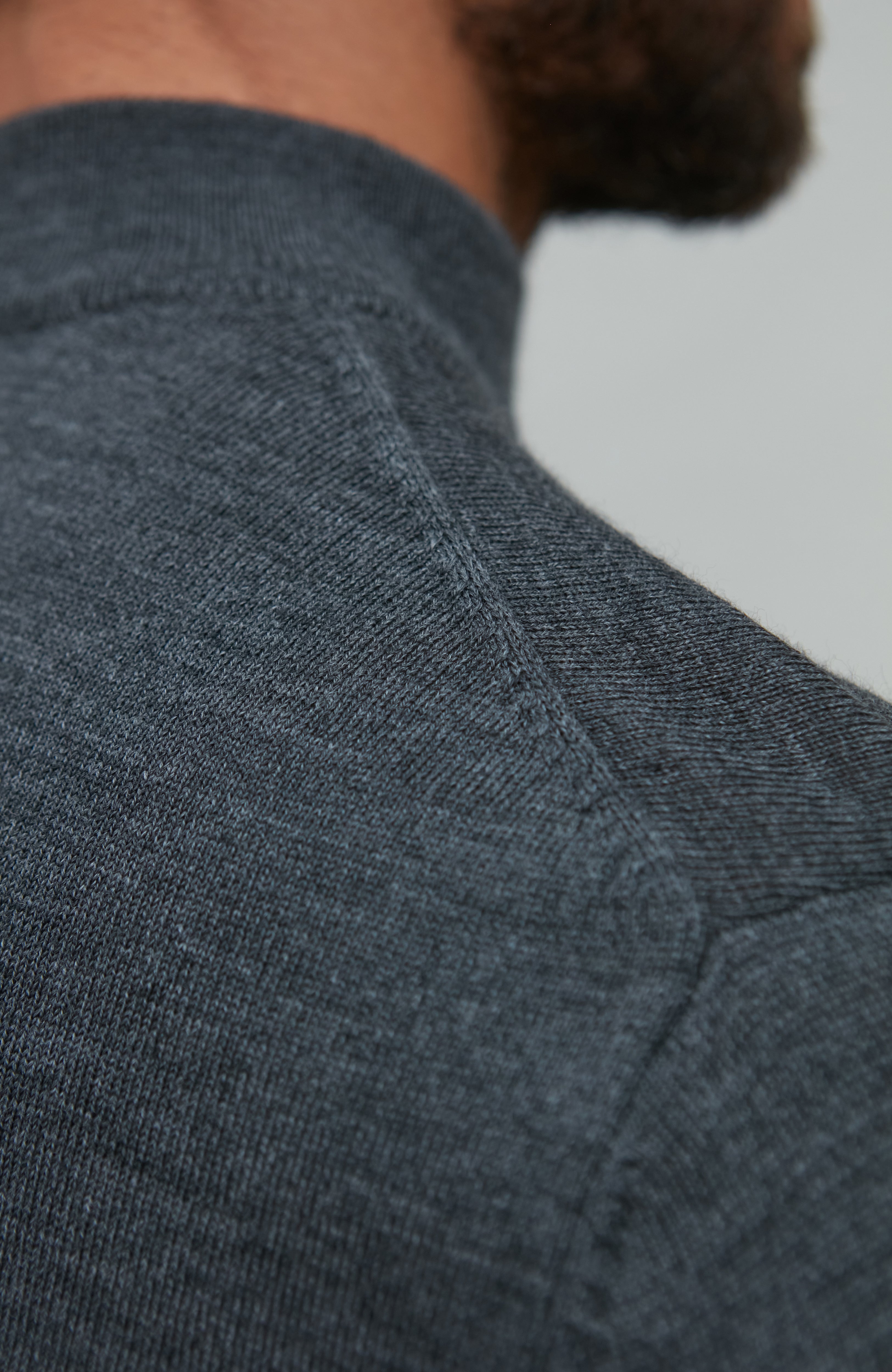 Mens Extra Fine Merino Wool Mock Turtleneck Jumper