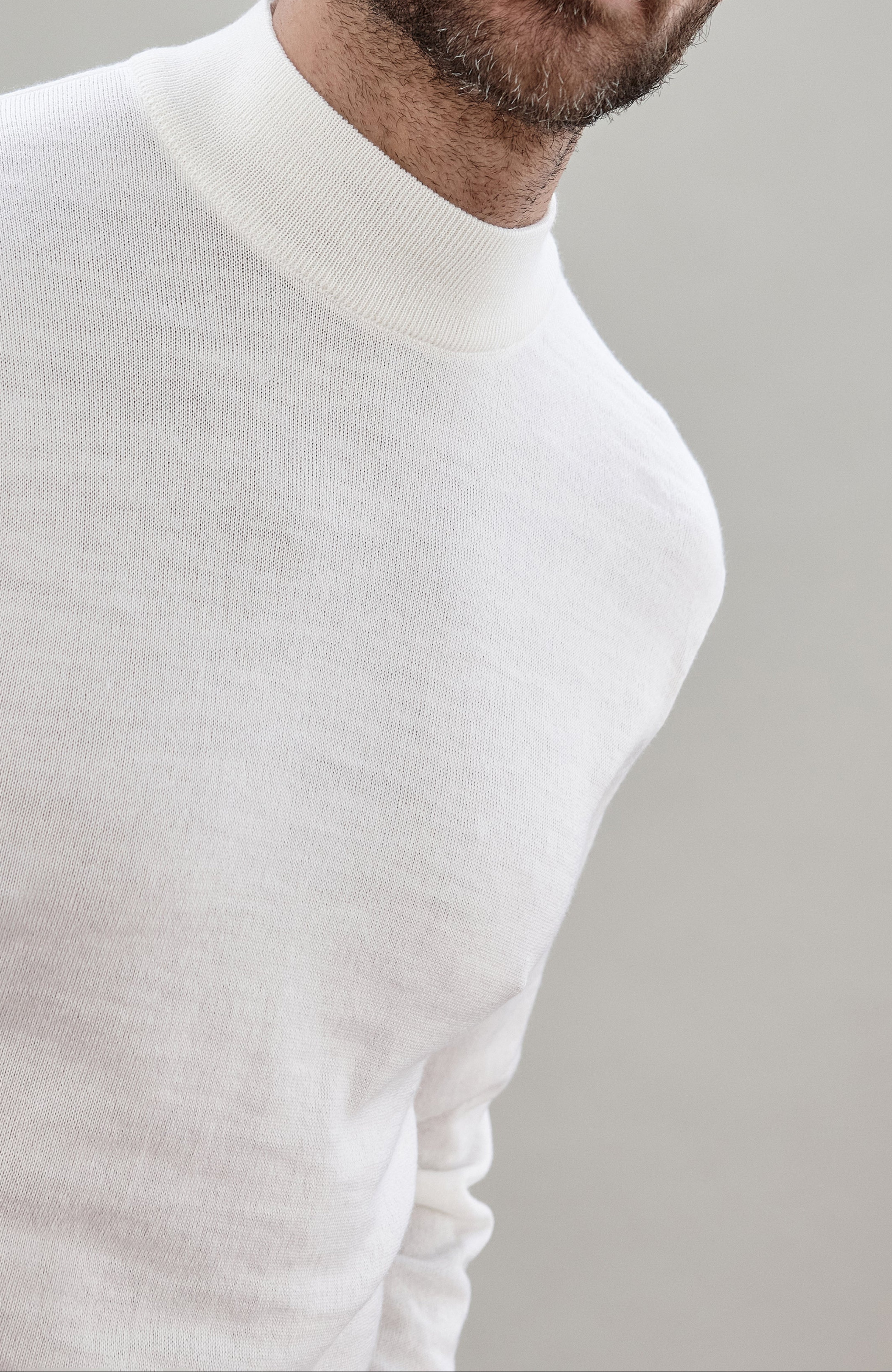 Mens Extra Fine Merino Wool Mock Turtleneck Jumper